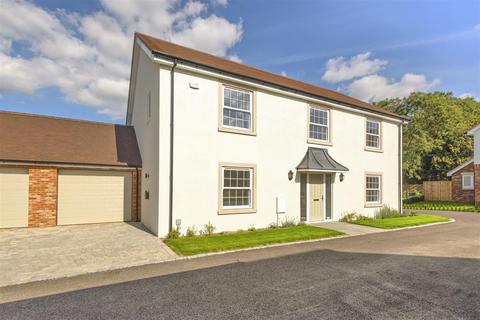 undefined, Barfield Gardens, Offham ME19