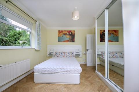 2 bedroom flat for sale, Eaton Rise, W5