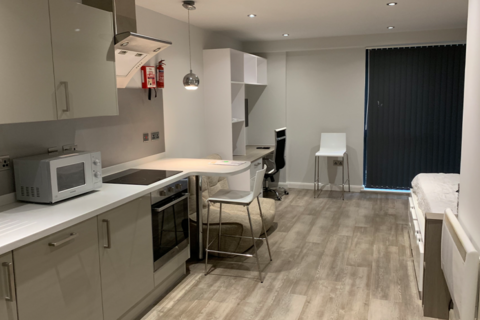Studio to rent, (First floor) West Walk, Leicester LE1
