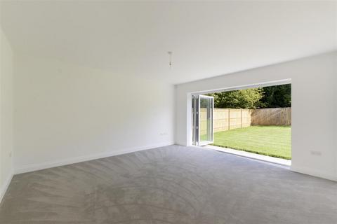 undefined, Barfield Gardens, West Malling ME19