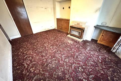 3 bedroom semi-detached house for sale, Castlecroft Road, Bilston