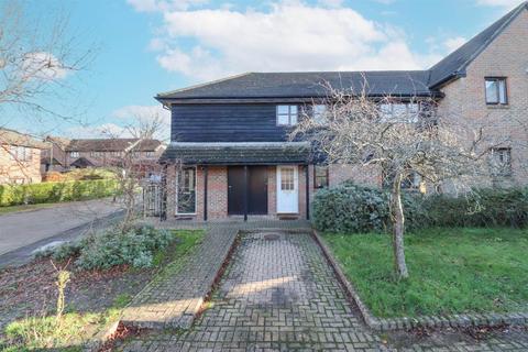 2 bedroom maisonette for sale, Annettes Croft, Fleet GU52