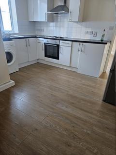 1 bedroom flat to rent, High Road, Ilford IG3