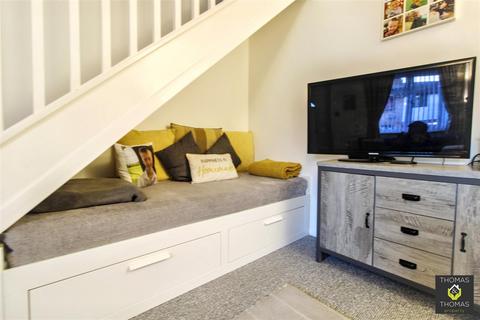 2 bedroom terraced house for sale, Bishops Road, Abbeymead