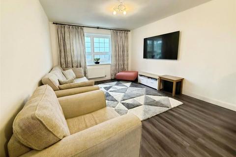 2 bedroom flat for sale, Fife Way, Canterbury CT3
