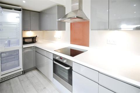 2 bedroom apartment to rent, Beaumont Court,, Victoria Avenue,, Southend On Sea, SS2