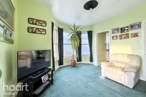 1 bedroom apartment for sale, Royal Crescent, Margate