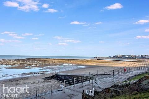 1 bedroom apartment for sale, Royal Crescent, Margate