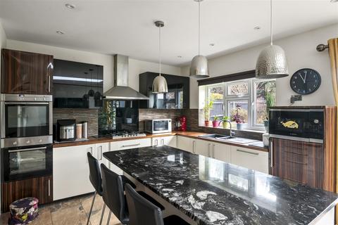 undefined, Minterne Avenue, Norwood Green, Southall UB2