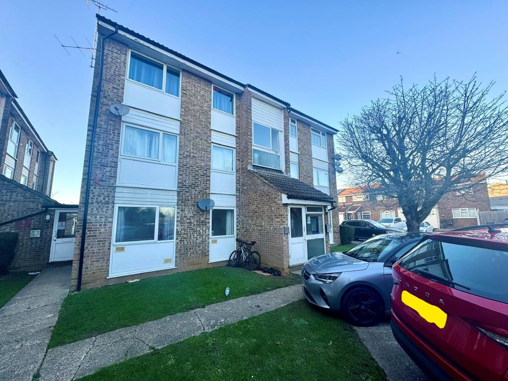 Foxglove Way, Chelmsford, Essex, CM1 6 QR