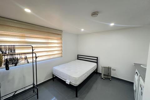 undefined, Hamilton Close, London