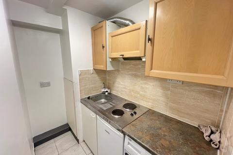 undefined, Hamilton Close, London