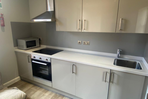 Studio to rent, (Second floor) De Montfort Street, Leicester LE1