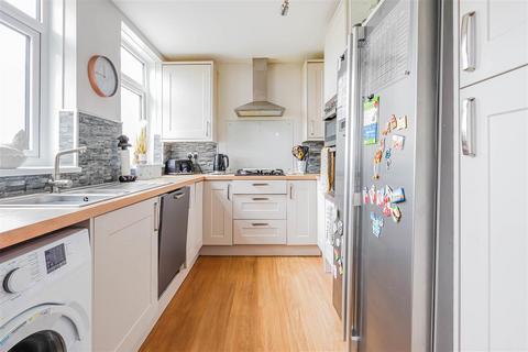 undefined, Hywel Crescent, Barry