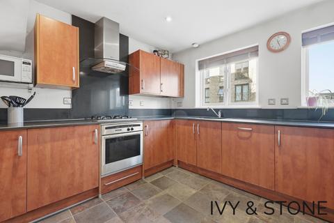 undefined, St. Davids Square, London, Greater London, E14