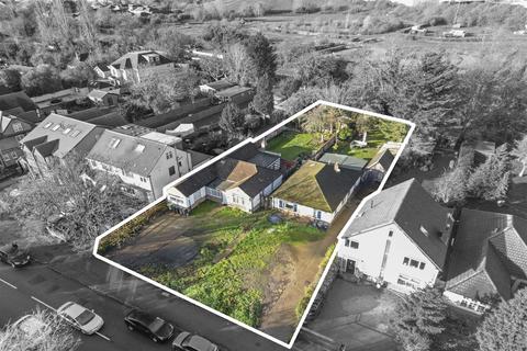 6 bedroom detached bungalow for sale, Tentelow Lane, Norwood Green, Southall UB2