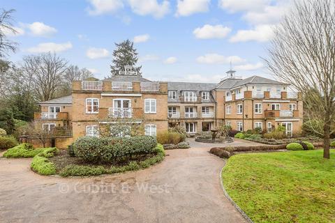 2 bedroom apartment for sale, Turnpike Court, Haywards Heath RH17