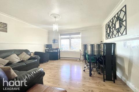 undefined, Denham Close, Luton