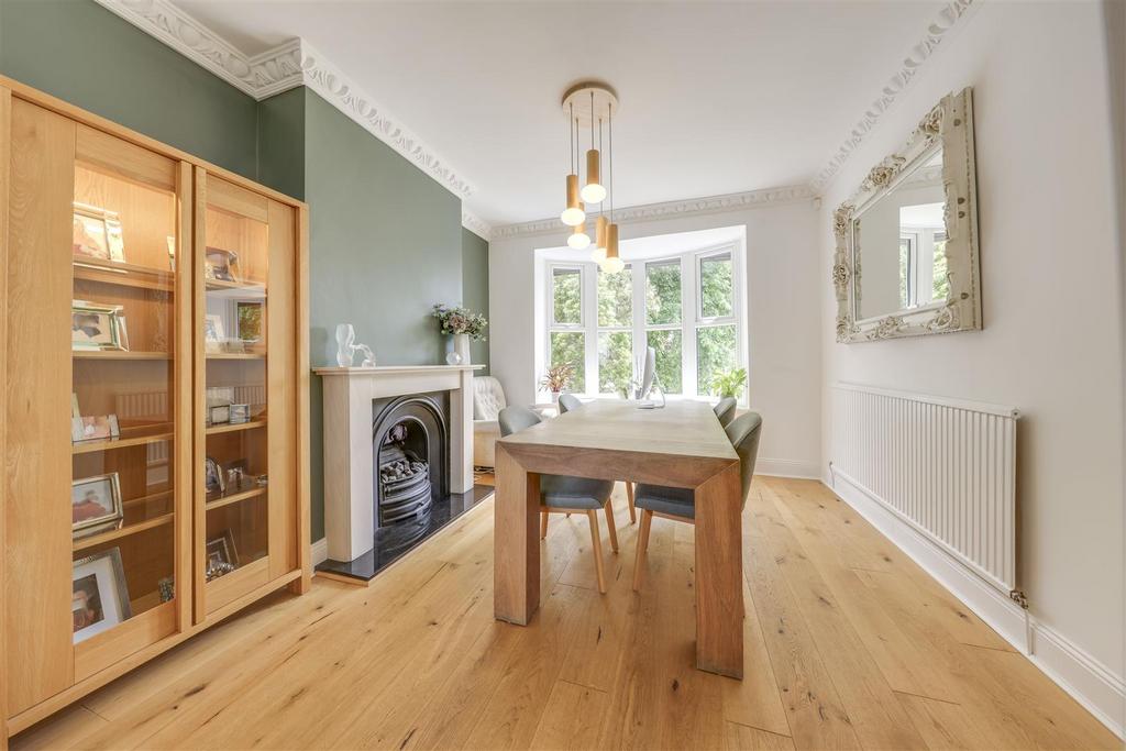 Dining Room Alt