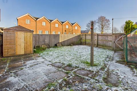 2 bedroom ground floor flat for sale, Victoria Street, Aylesbury, Buckinghamshire
