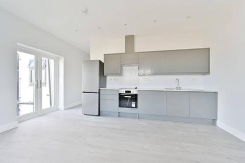 undefined, Central Road, Morden, SM4