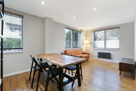 1 bedroom apartment to rent, Elmington Road, London