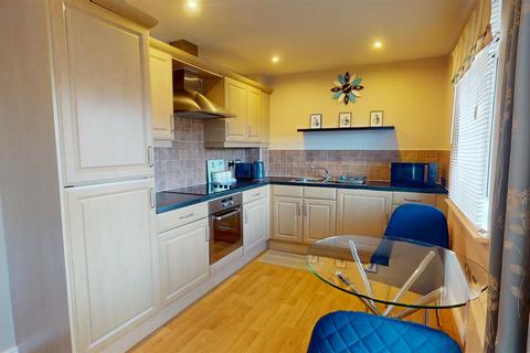 2 bedroom apartment for sale, Juniper Court, Northowram