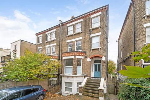 2 bedroom flat for sale, Central Hill, London SE19