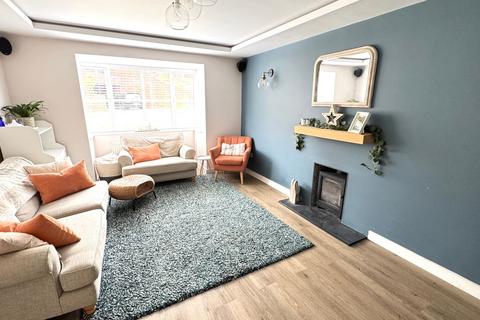 4 bedroom detached house for sale, Abbotswood, Kingsteignton, TQ12