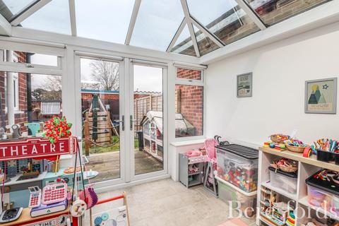 3 bedroom end of terrace house for sale, Duffield Road, Chelmsford, CM2
