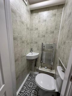 3 bedroom terraced house to rent, Halstead Street, Leicester LE5