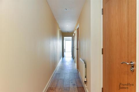 2 bedroom apartment to rent, Cumberland House, Erebus Drive, London, SE28