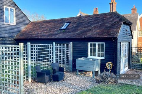 1 bedroom maisonette to rent, South Park Farm, Grayswood, Haslemere, GU27