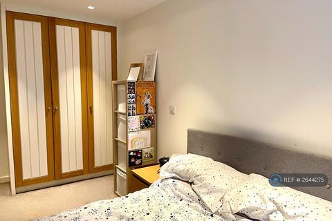 1 bedroom flat to rent, West House, Haslemere, GU27