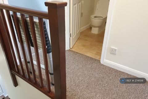2 bedroom terraced house to rent, Provene Gardens, Southampton, SO32