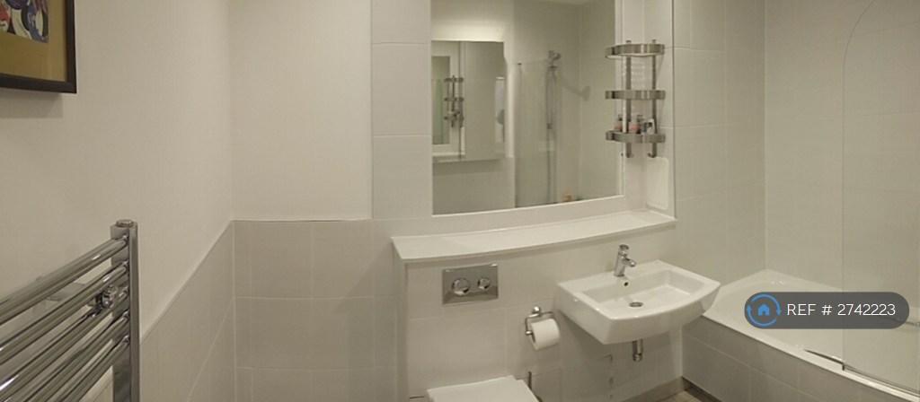 Main Bathroom