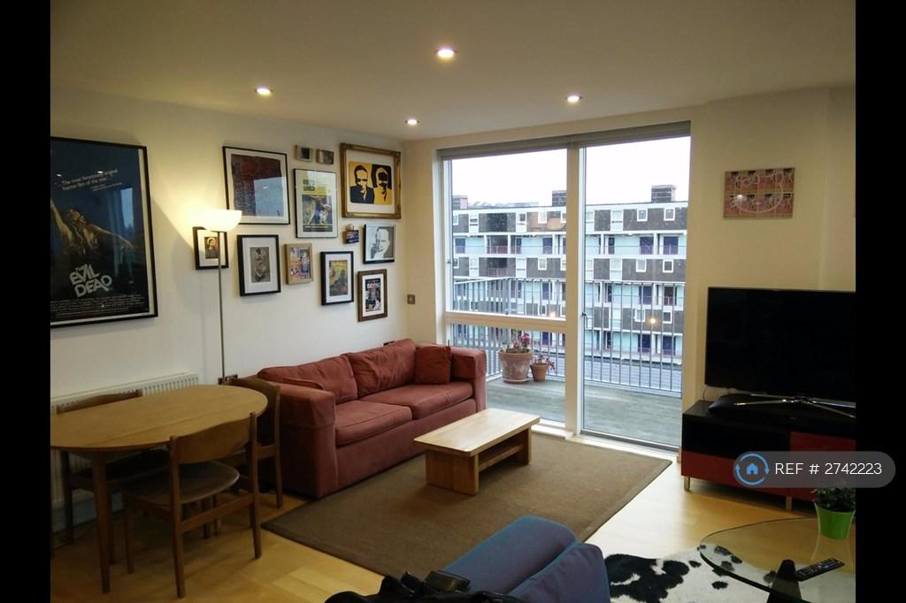 Living/Dining Area