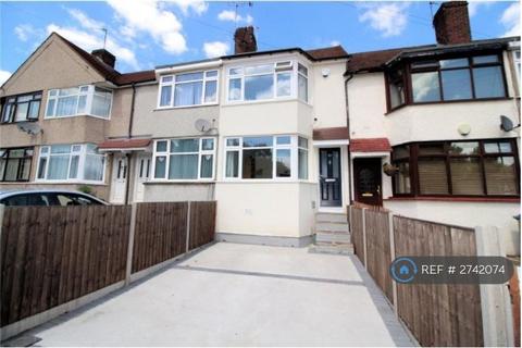 2 bedroom terraced house to rent, Eversley Avenue, Bexleyheath, DA7