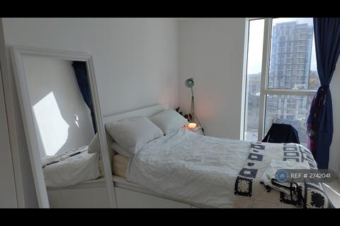 2 bedroom flat to rent, Residence Tower, London, N4