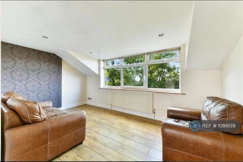 1 bedroom flat to rent, Balham High Road, London, SW12