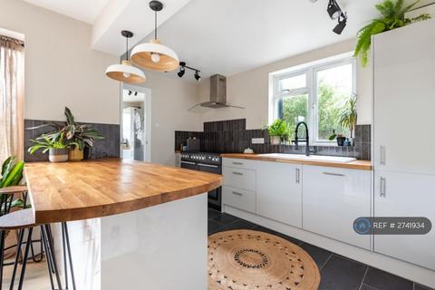 undefined, Warren Avenue, Southampton, SO16