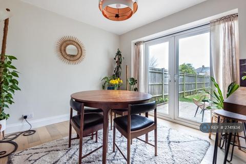 undefined, Warren Avenue, Southampton, SO16