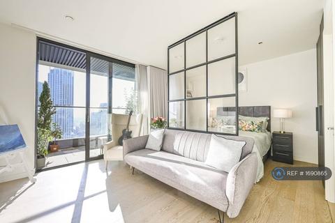 Studio to rent, Hobart Building, London, E14