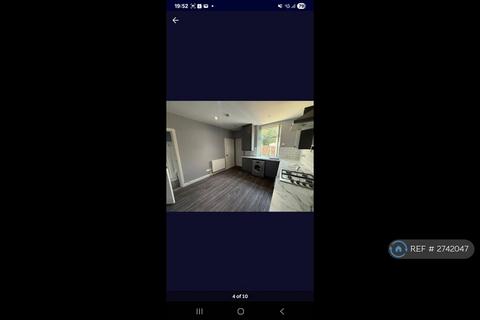 2 bedroom terraced house to rent, Ainsworth Road, Radcliffe, Manchester, M26