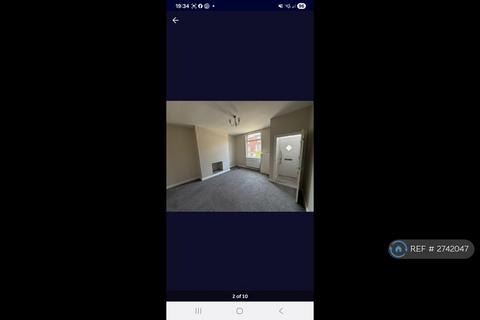 2 bedroom terraced house to rent, Ainsworth Road, Radcliffe, Manchester, M26