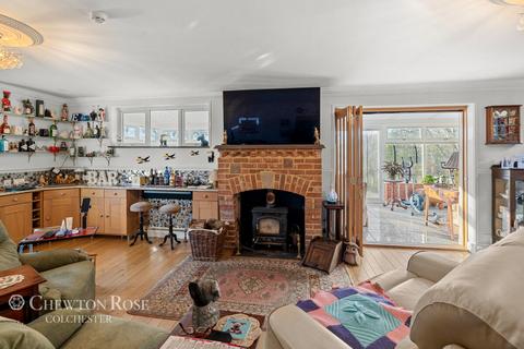 4 bedroom chalet for sale, Fox Street, Ardleigh