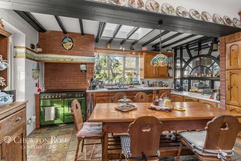 4 bedroom chalet for sale, Fox Street, Ardleigh