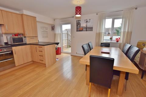 5 bedroom terraced house to rent, Adams Drive, Willesborough, TN24 FW
