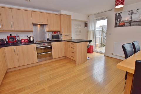 5 bedroom terraced house to rent, Adams Drive, Willesborough, TN24 FW