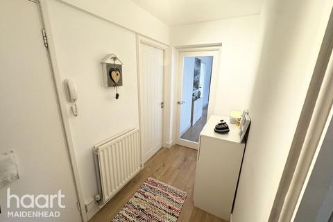 2 bedroom flat for sale, Norden Road, Maidenhead
